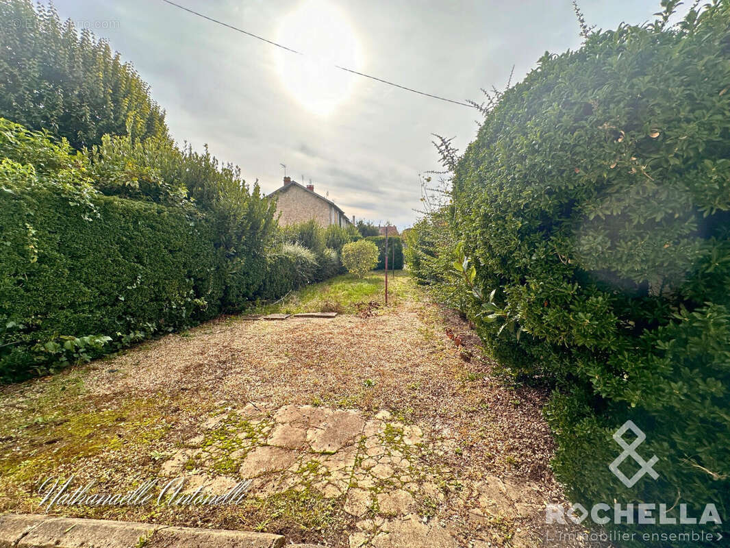 Maison à SAINT-JEAN-D&#039;ANGELY