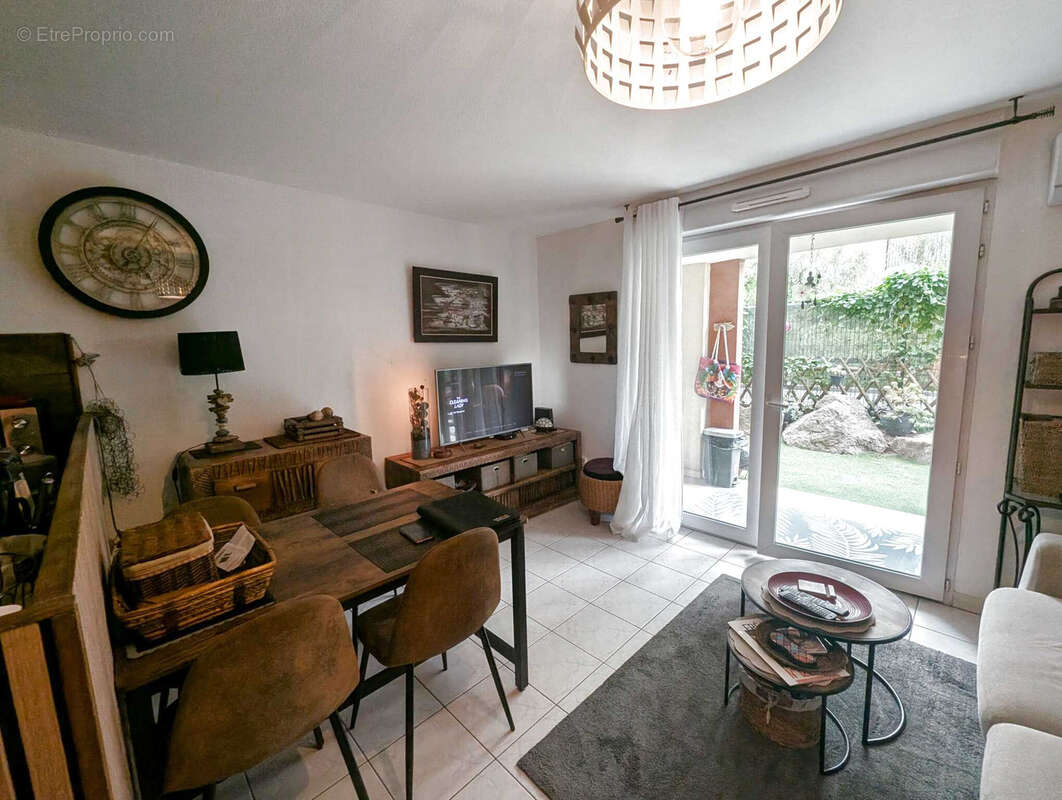 Appartement à FREJUS