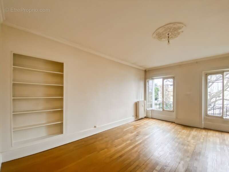 Appartement à VERSAILLES