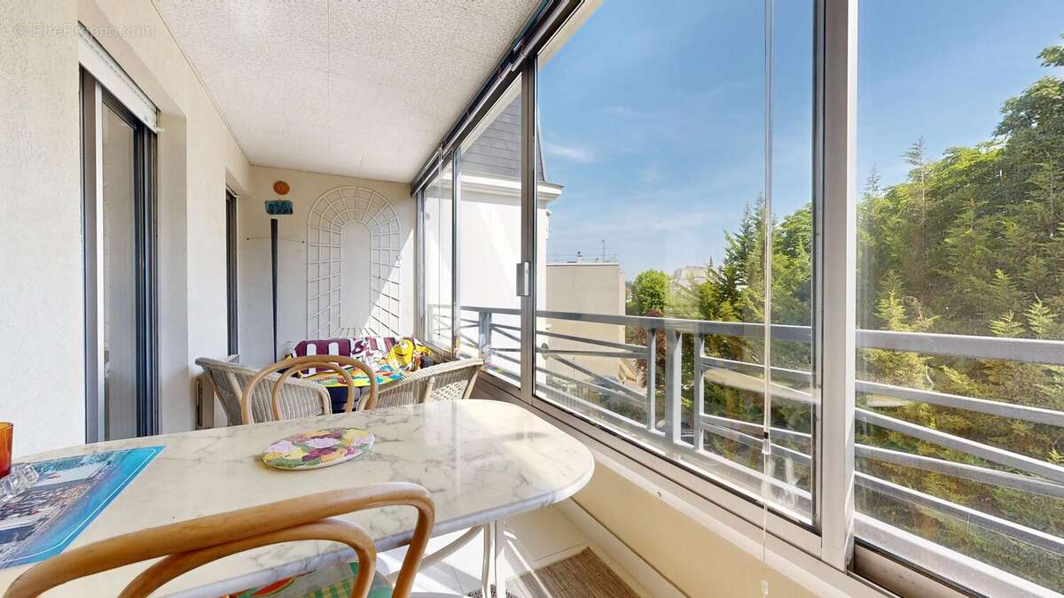 Appartement à LE RAINCY