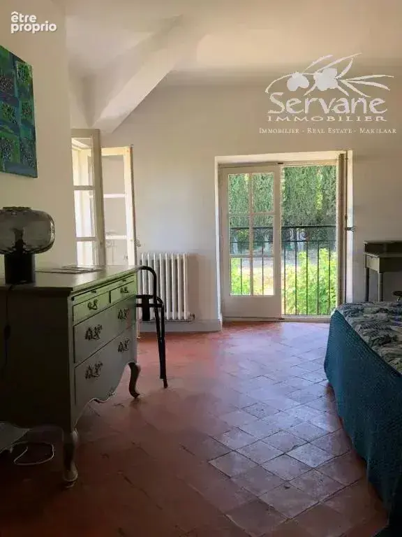 Aups elegante maison bourgeoise avec piscine - photo 9