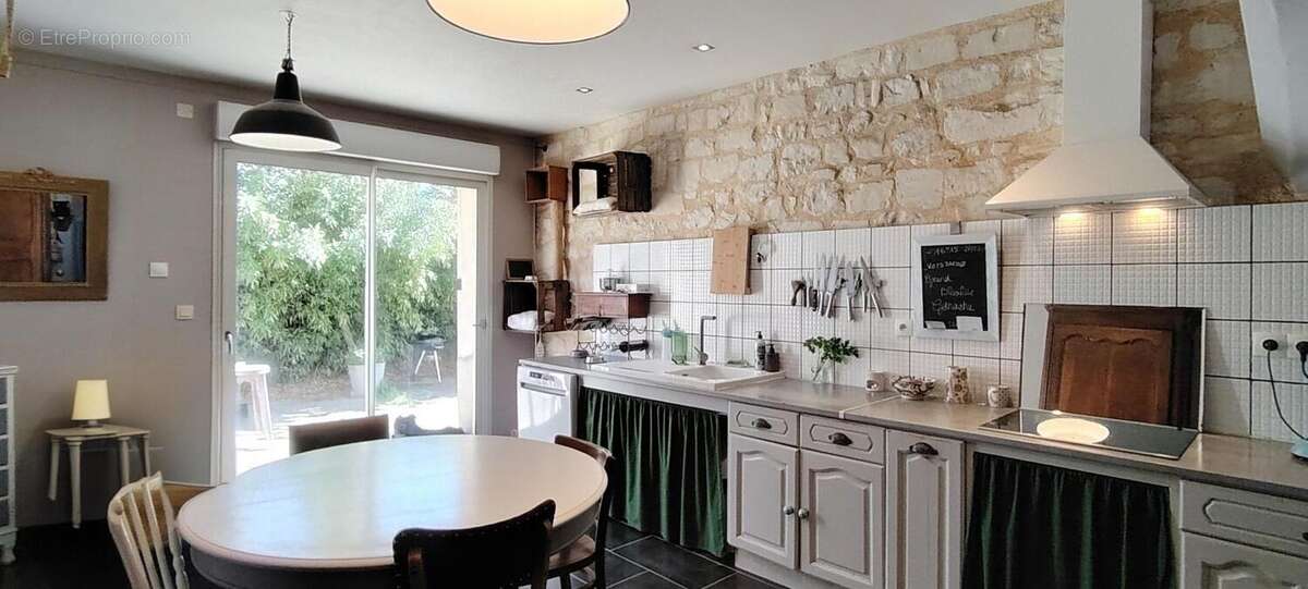 Photo 2 - Maison à CHATELLERAULT