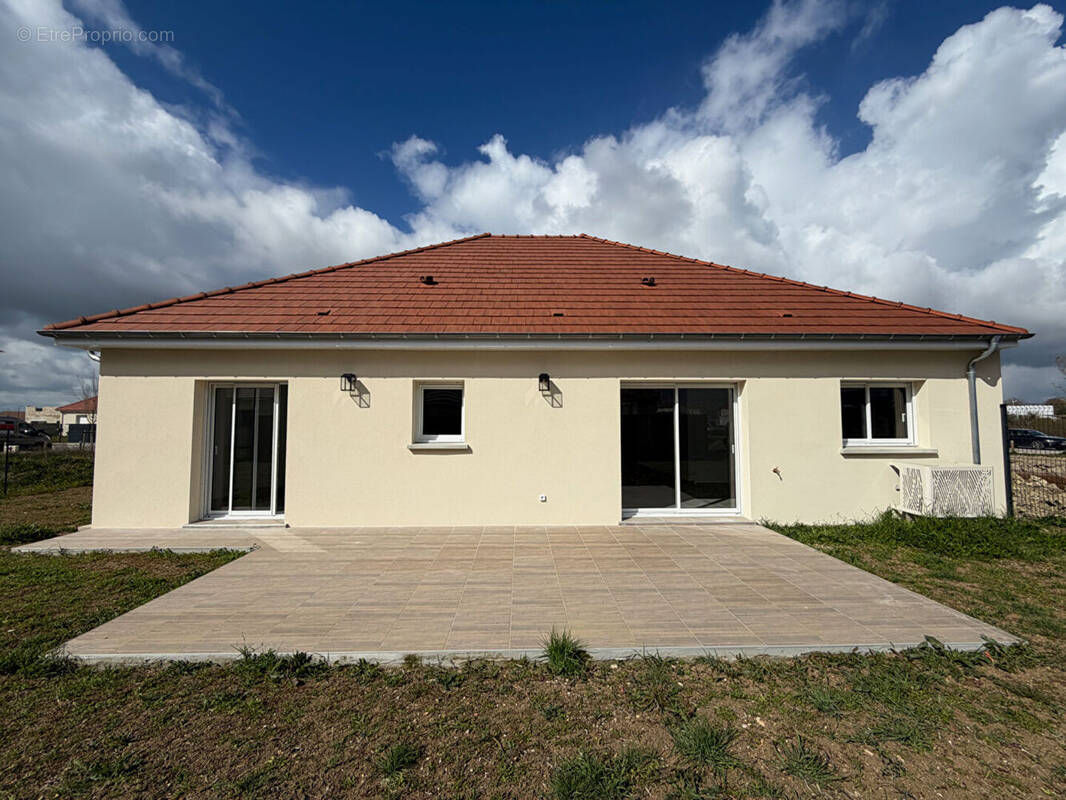 Maison à ROSIERES-PRES-TROYES