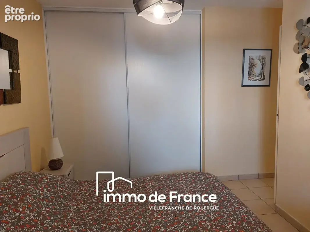 Appartement T4 de 93.69m²  avec parking et garage - photo 7