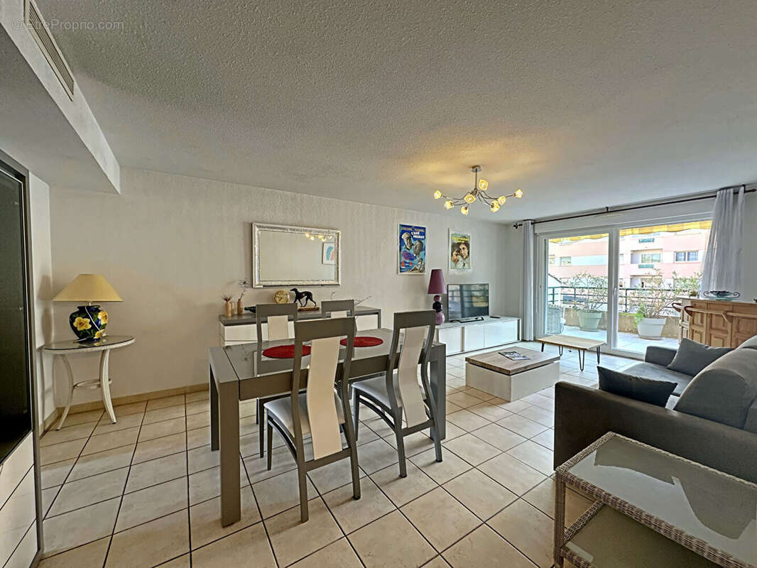 Appartement à SAINT-RAPHAEL