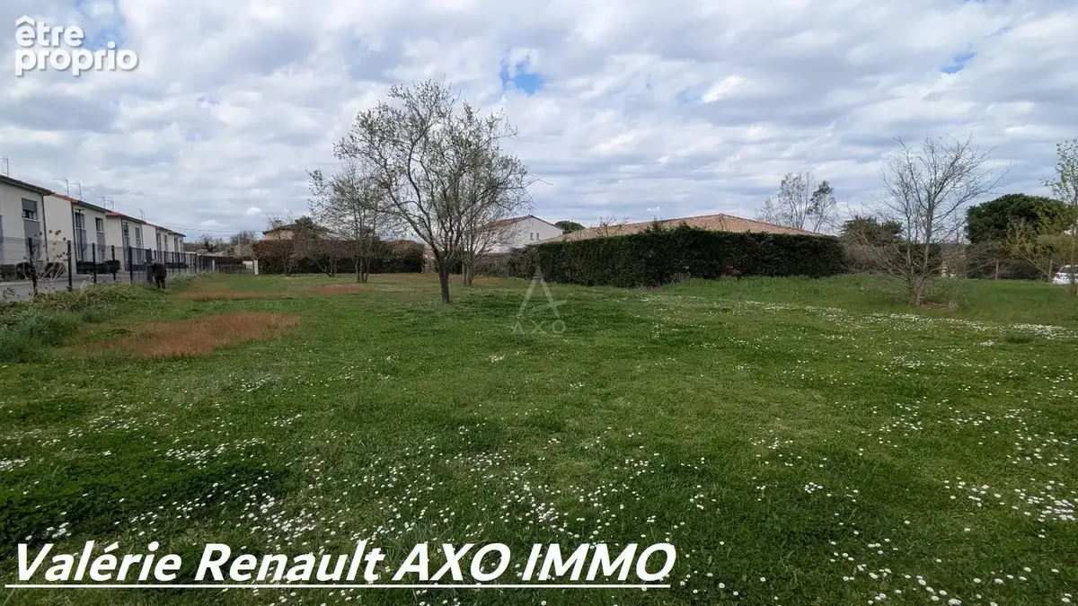 Terrain constructible viabilisé  670 m²  Cugnaux - photo 3