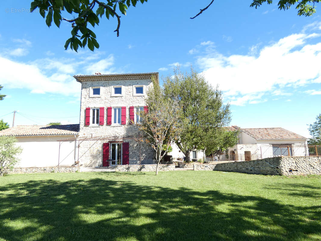 Maison à RIBAUTE-LES-TAVERNES