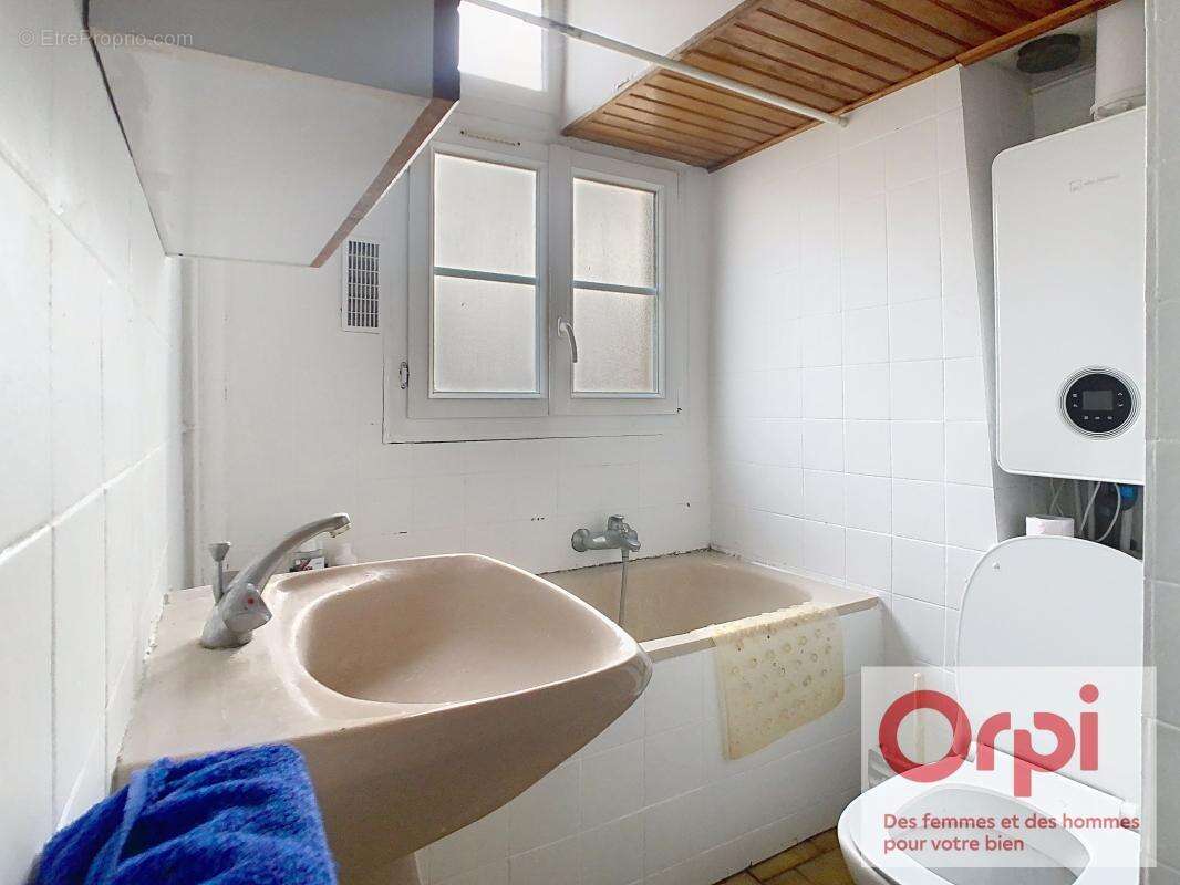 Appartement à ISSY-LES-MOULINEAUX