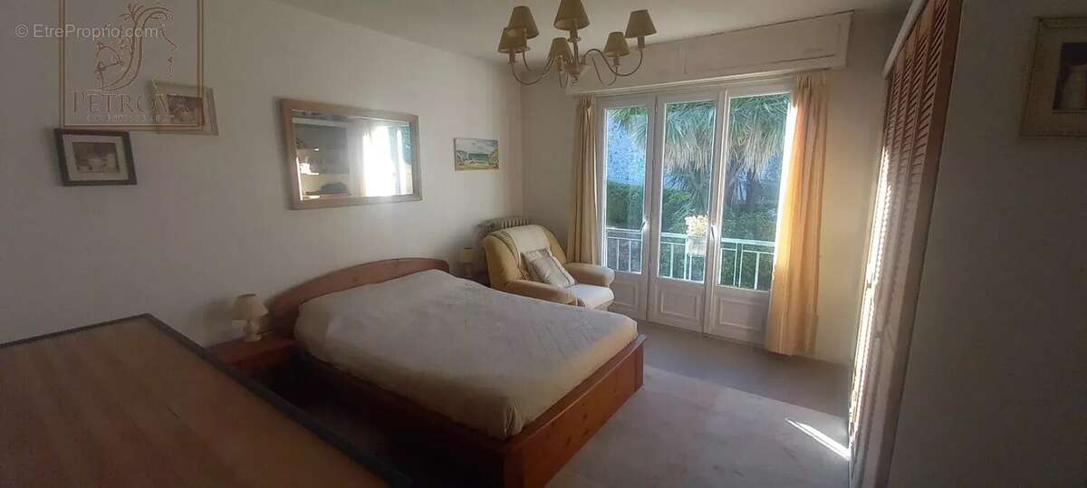 Appartement à VILLEFRANCHE-SUR-MER