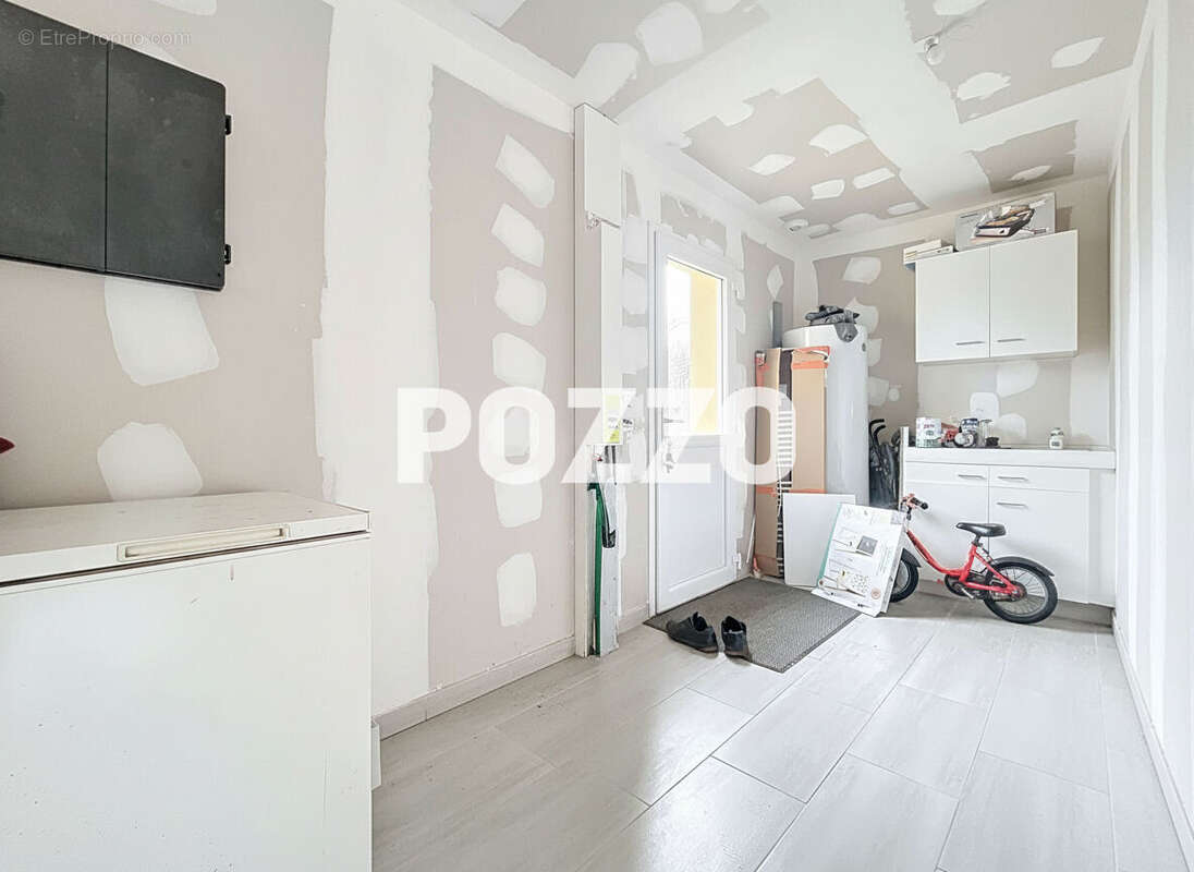 Maison à SAINT-PIERRE-LANGERS