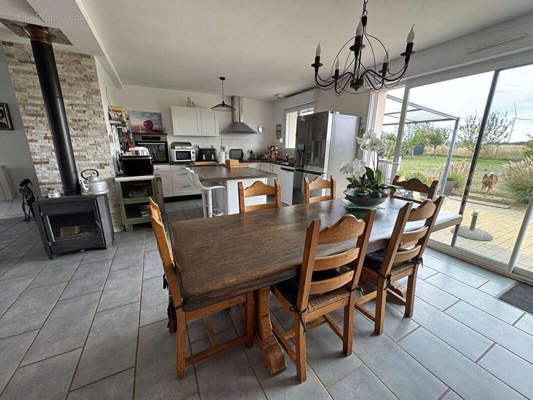 Maison à OLLEZY