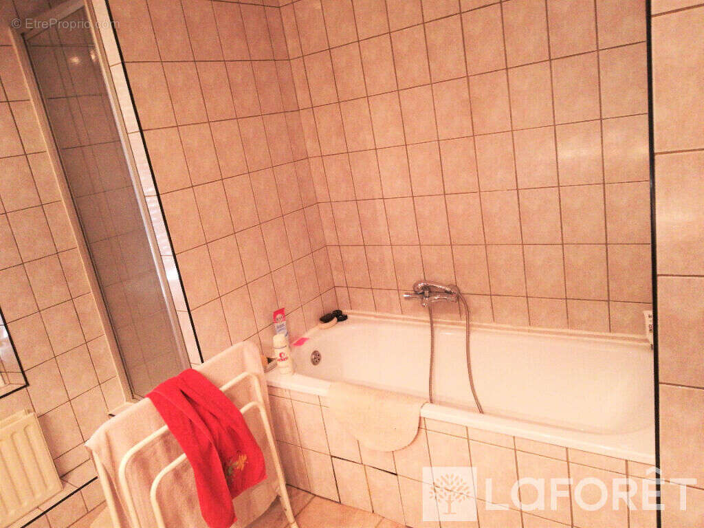 Appartement à AUDUN-LE-TICHE