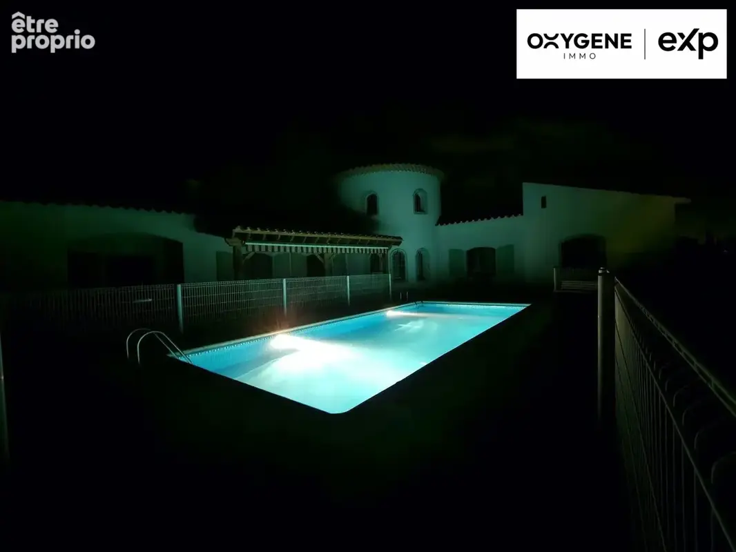 Maison 10 pièces 300 m² à vendre à Saint-Feliu-D'avall (66170) - photo 8