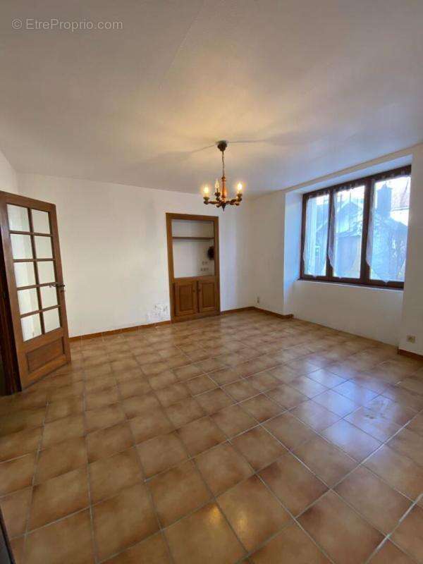 Maison Lanouaille 6 pièce(s) 125m2 - photo 2