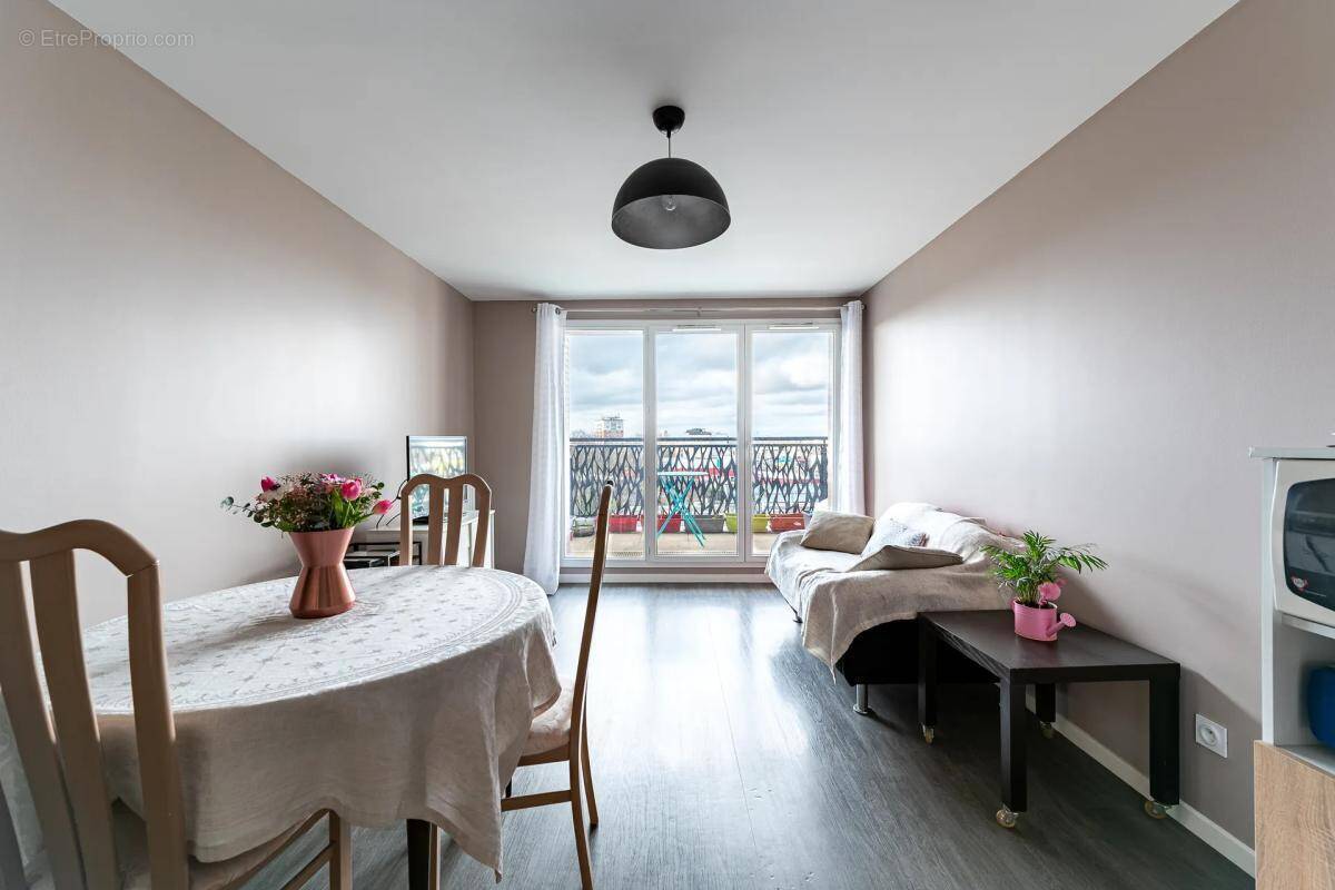 Appartement à BONDY