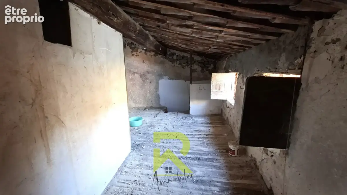 Maison de village à rénover de 58 m2 plus les combles de 34 m2  Gruissan (Centre historique) - photo 8