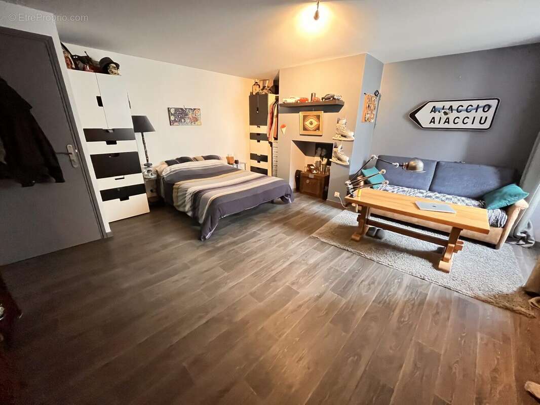 Chambre 4 - Maison à BORT-LES-ORGUES