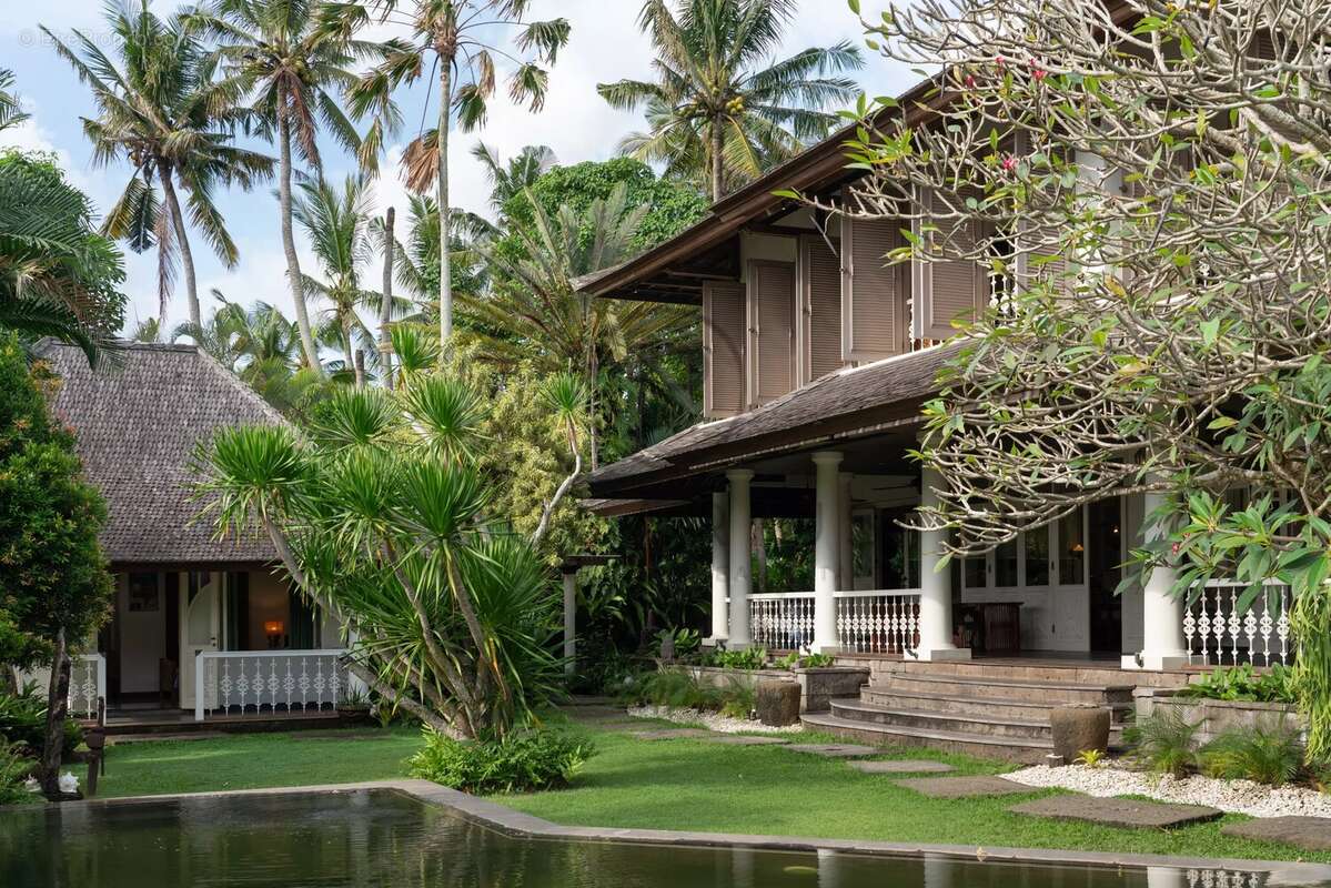 Domaine Colonial de Luxe Intemporel  Rare Résidence Familiale en Pleine Propriété près de Canggu, Bali - photo 33