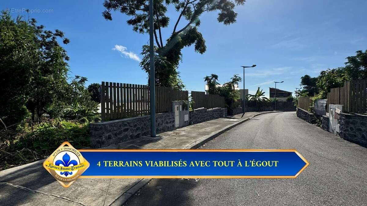 Terrain à SAINT-PAUL