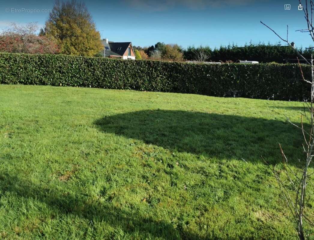 Terrain à PLOURAY