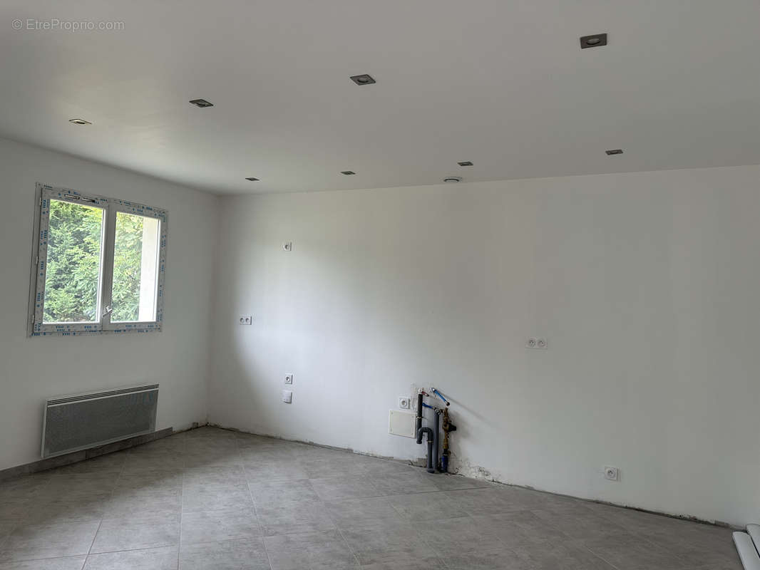 Maison à FAUGUEROLLES