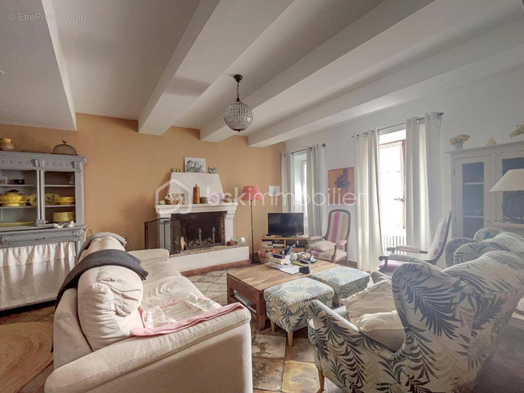 Maison à ROUSSILLON