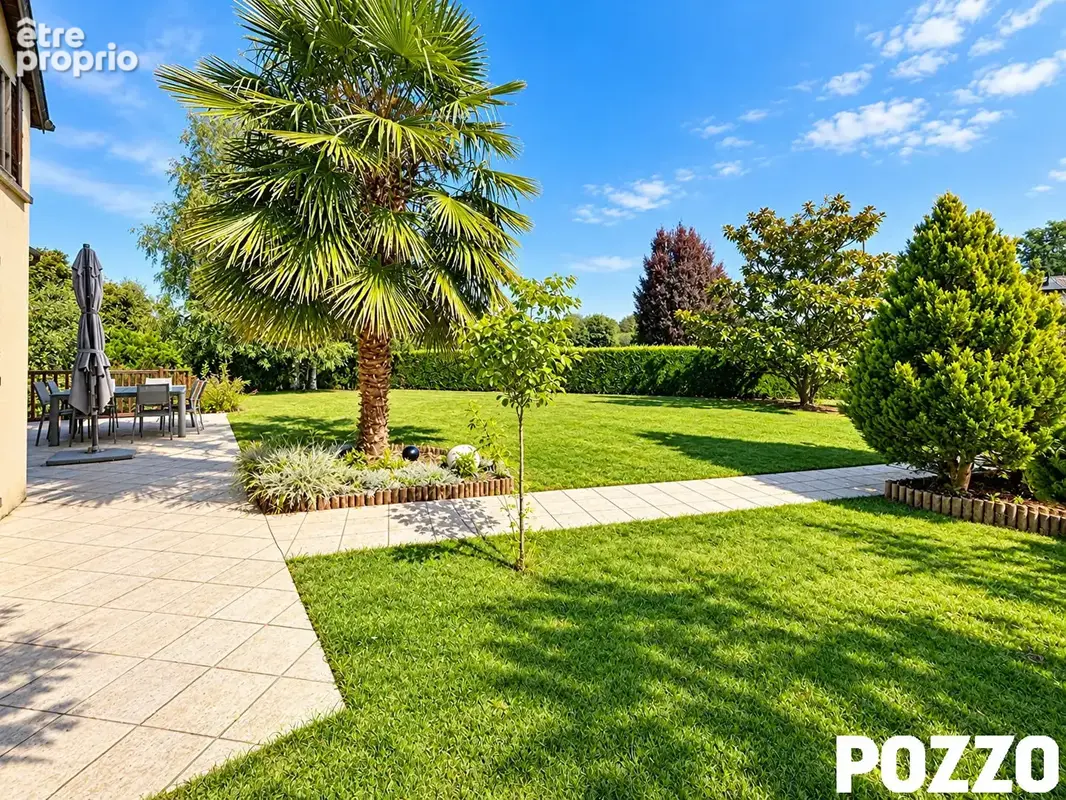 A Vendre - Saint Brice De Landelles - Maison 5 pièce(s) 120 m² - photo 2