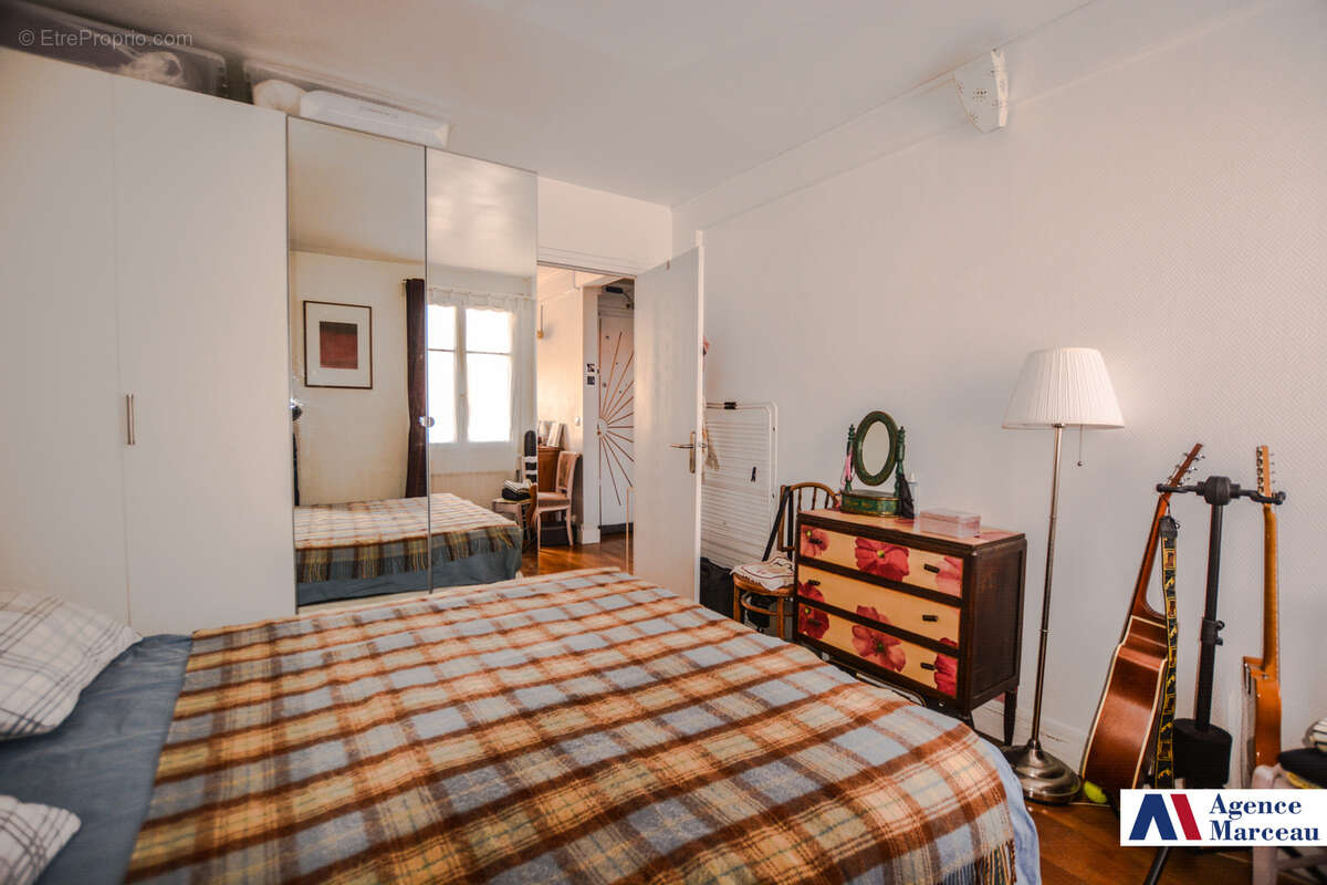 Appartement à COURBEVOIE