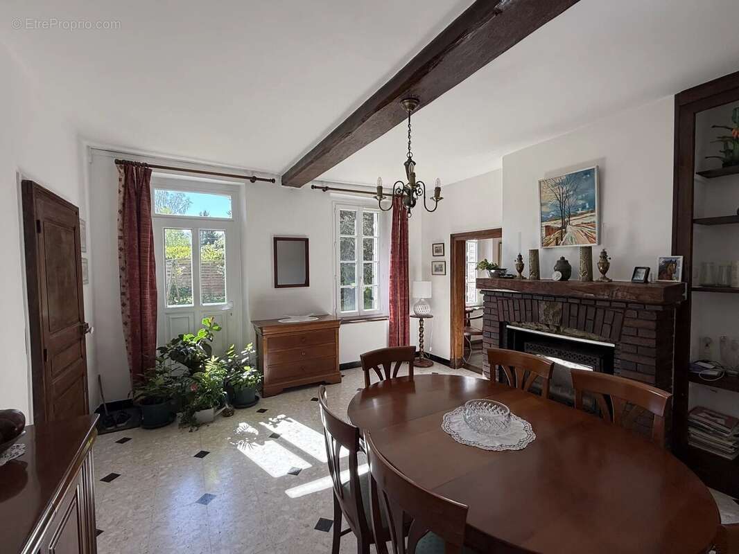 Maison à LAILLY