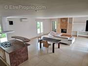 Appartement à COGOLIN