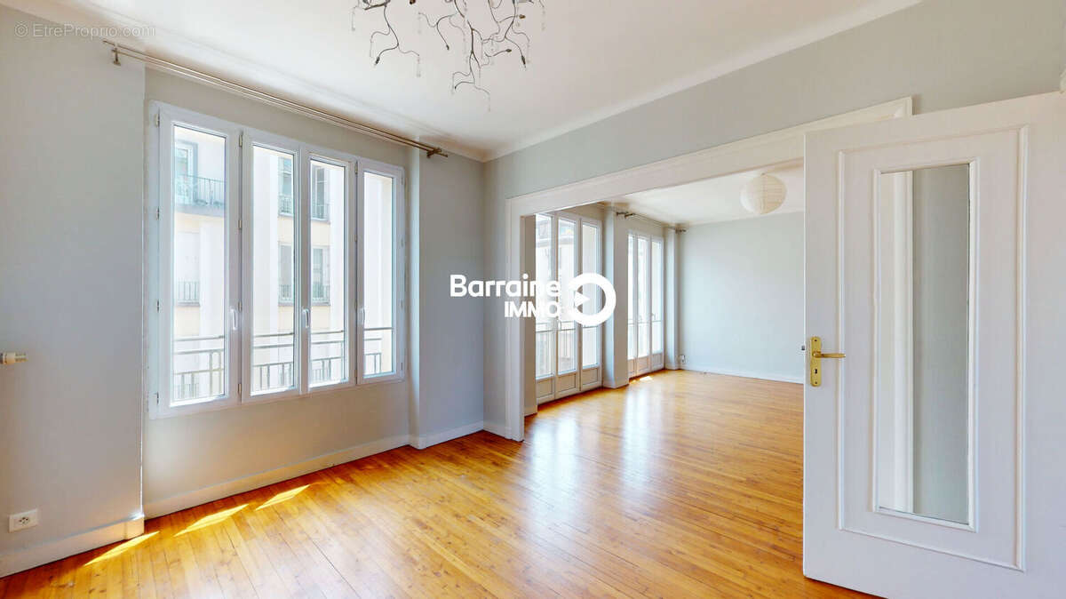 A vendre barraine immo - appartement t4 lumineux avec balcons en plein coeur du quartier siam à brest - photo 5