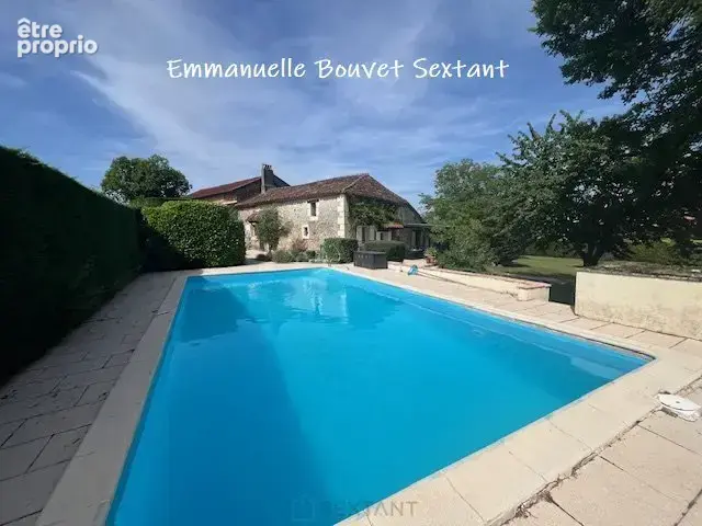 Maison en pierre, 3 chambres, 2 sde, piscine, agréable terrain avec vue dégagée de 2523 m2 - photo 3