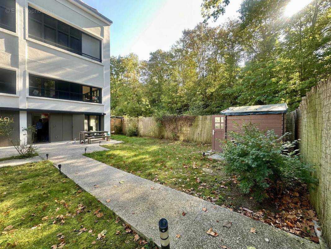 Appartement à STAINS