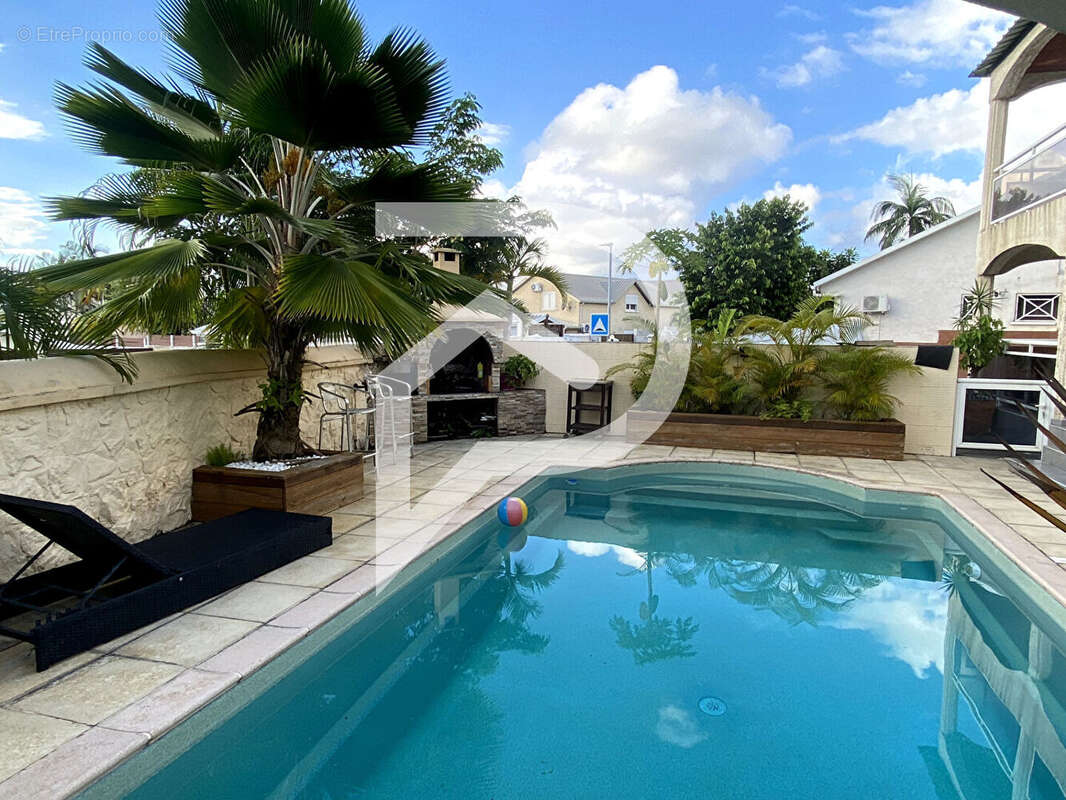 Maison à LA POSSESSION