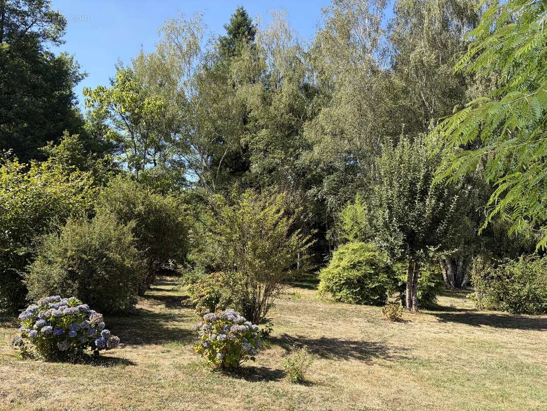 Charmante maison à Piégut-Pluviers - photo 2