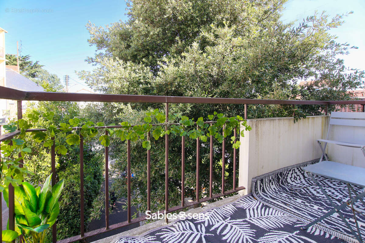 Appartement T3 rénové à deux pas de la Grande Plage et du marché Arago - photo 12