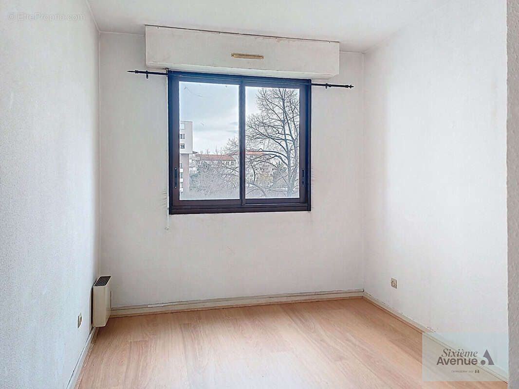 Appartement à LYON-8E