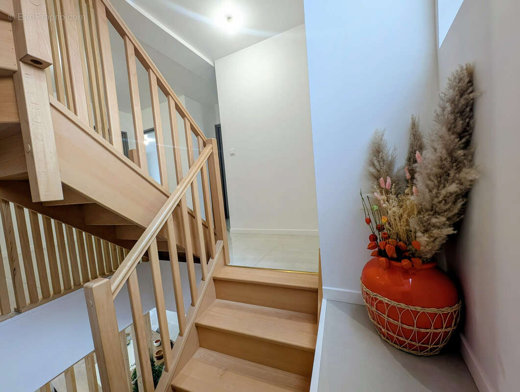 Appartement à LEZIGNAN-CORBIERES