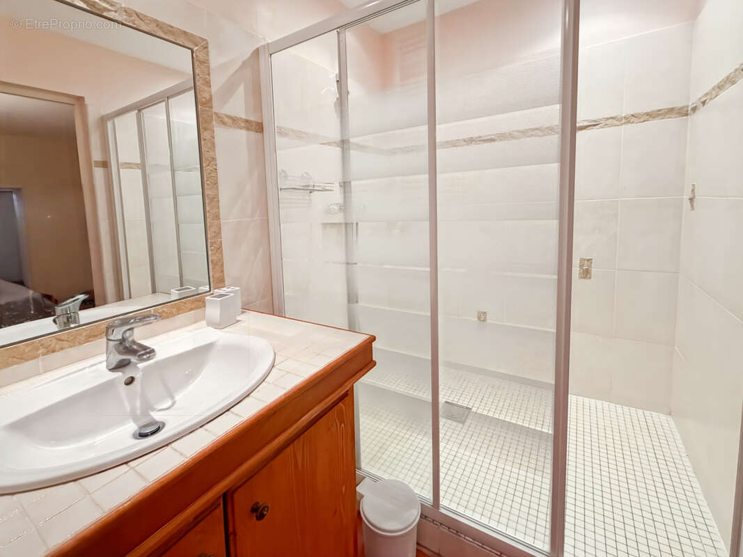 Propriété 358 m2 à vendre -avec 7700 m2 de parc - Maison 8 pièces de 234 m2, gîte de 124 m2 et piscine proche de MARCIAC (32) - photo 18
