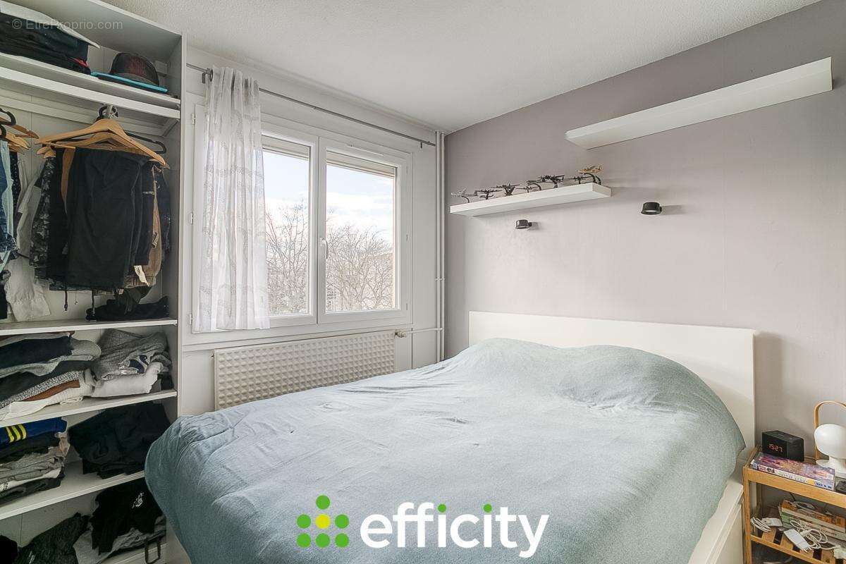 Appartement à SAINT-SYMPHORIEN-D'OZON