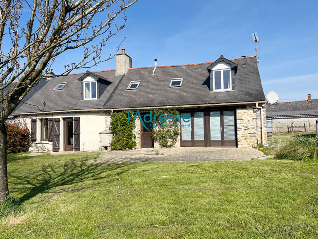 Maison à SAINT-AUBIN-DES-CHATEAUX