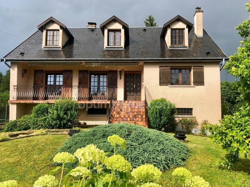 Maison individuelle – Vie de plain-pied – 5 chambres possibles – Sous-sol complet – Terrain clos de 1 000 m² – Mouzon (proche Be - photo 1