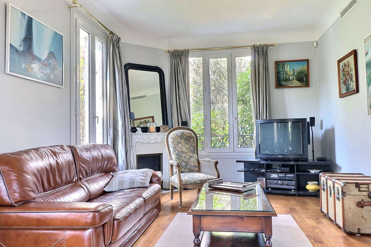 Maison à MAREIL-MARLY