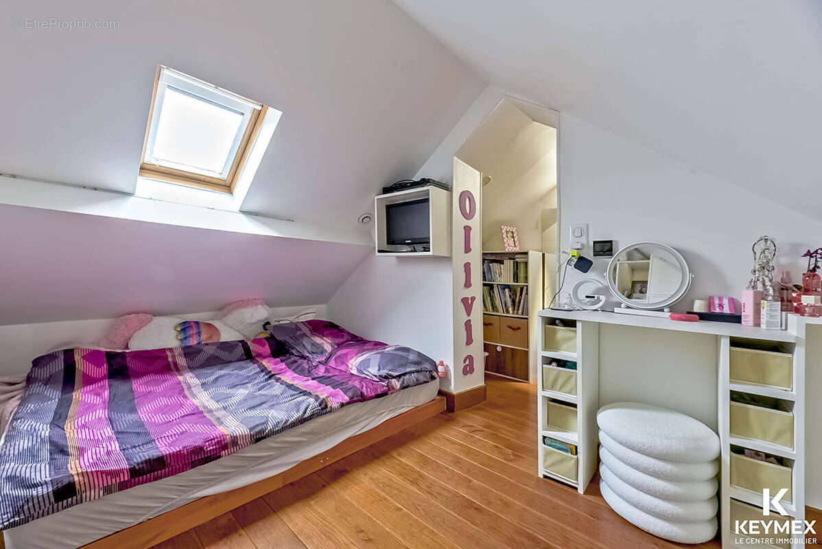 Appartement à FREPILLON