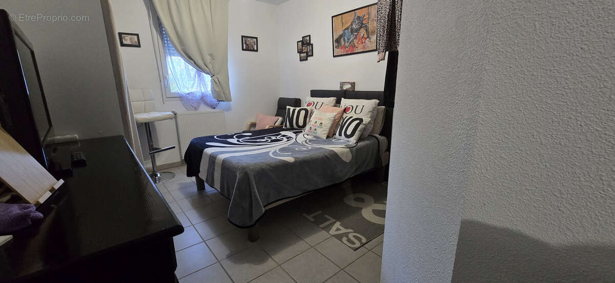 Appartement à MORIERES-LES-AVIGNON