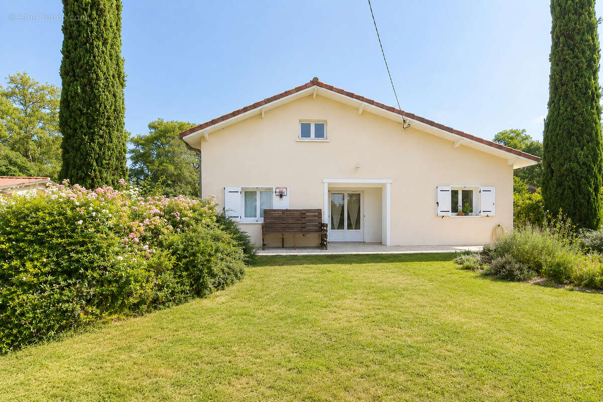 Maison à HONTANX
