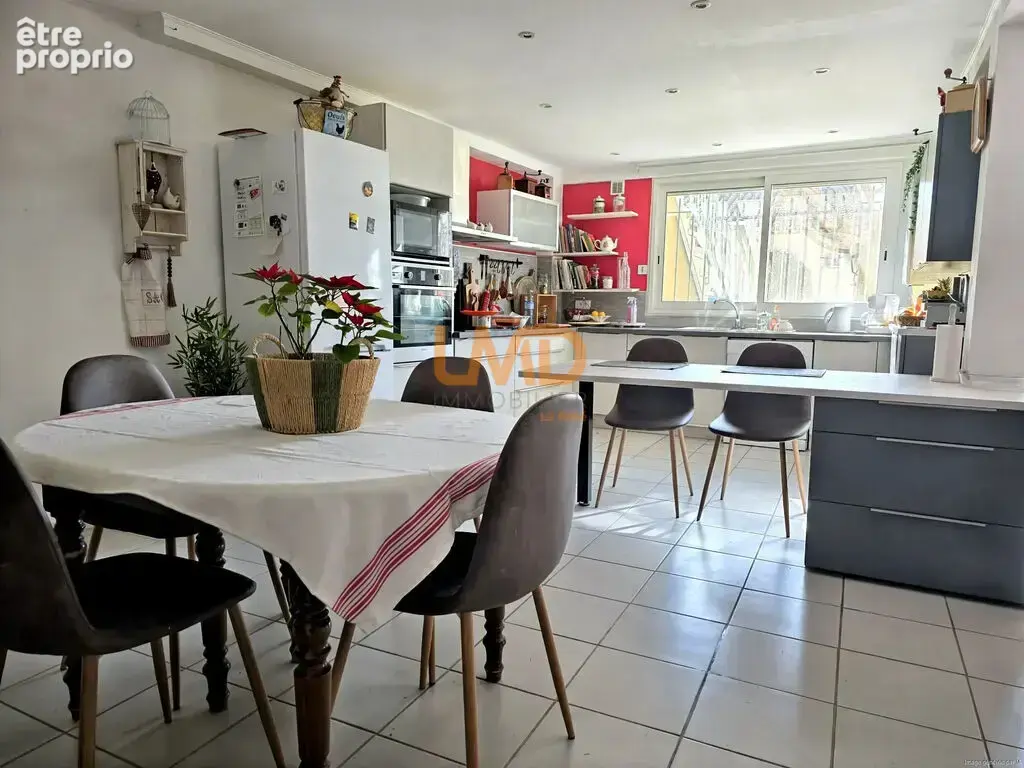 Maison avec appartement indépendant, garage et terrasses, vue Al - photo 5