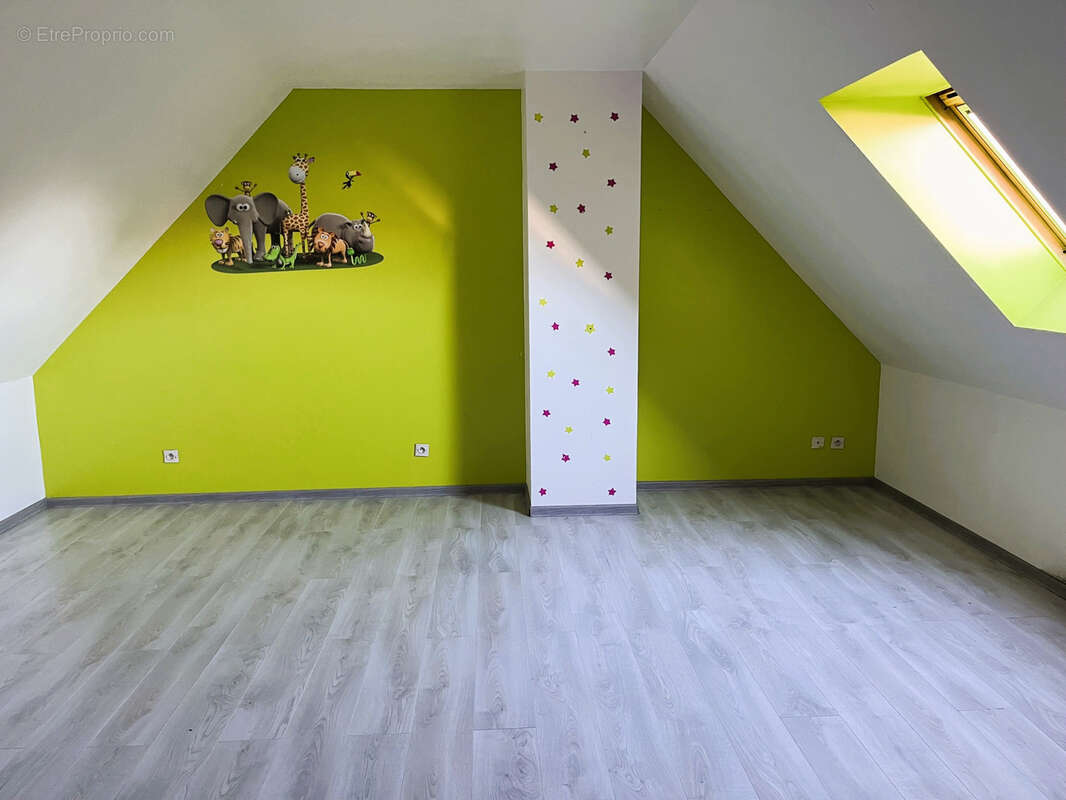 Maison à PONT-SAINTE-MAXENCE