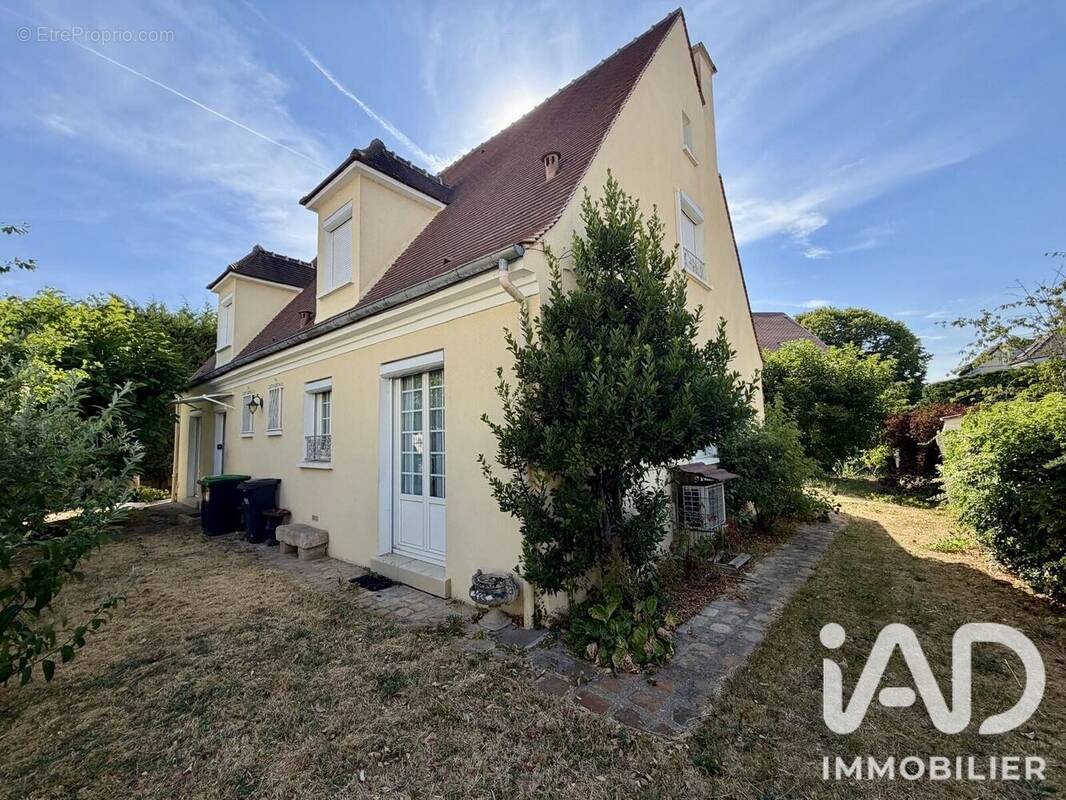 Photo 1 - Maison à ARPAJON