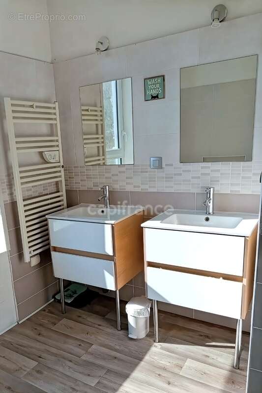 Charmante maison en pierre de 122m², 3 chambres avec jardin, terrasse, cave à GUENGAT(29) - photo 8